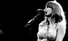 Exclusive: Jenny Lewis Announces Fall Tour