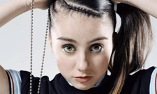 Lady Sovereign Hits Number One on "TRL"