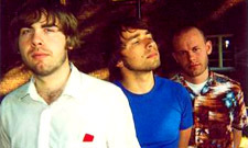 Video: Peter Bjorn and John [ft. Victoria Bergsman]: "Young Folks"