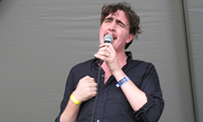 Eddie Argos Talks Art Brut LP Details, Missing Mustache