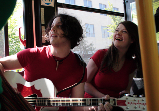 Photos: White Stripes Rock a City Bus [Winnipeg, Manitoba; 07/02/07]
