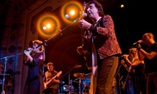 Jennifer Gentle, Sean Lennon, Earlies Cover Os Mutantes