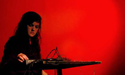 "Dancing With Friends" (Live on "Má Fama") [MP3/Stream]