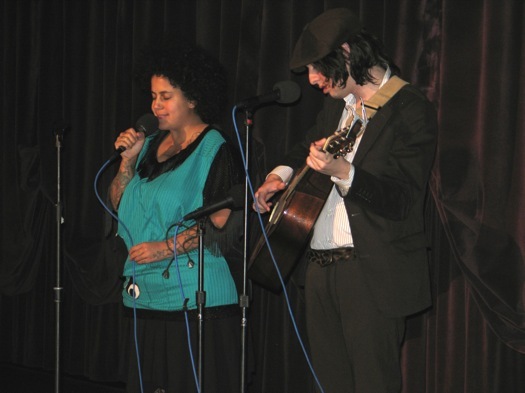 The Moldy Peaches Reunite for Juno Premiere