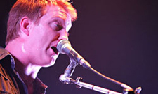 QOTSA Cover Eno, Elliott Smith, Billy Idol on Tour CD