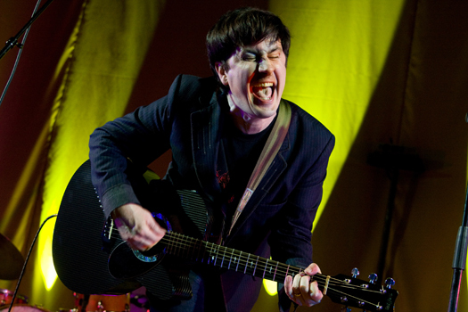 Photos: The Mountain Goats / Rock Plaza Central at AIDS Walk Benefit [Brooklyn, NY; 05/16/08]