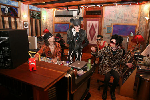 Next Yeah Yeah Yeahs LP Inspired by Kitty, Open Space