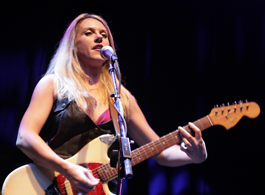 Report: Liz Phair Performs Exile in Guyville [Chicago, IL; 06/24/08]